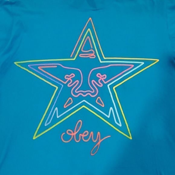 Blue Obey star tee size medium - Picture 2 of 7